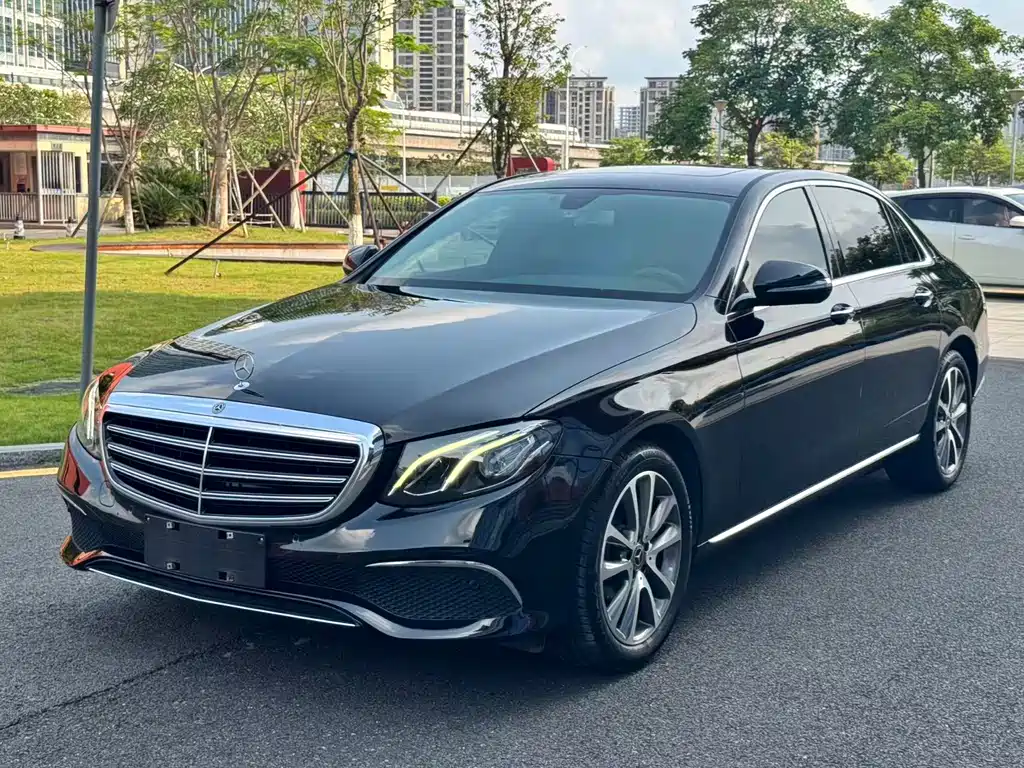 Mercedes-Benz E-Class 2018 — фото 1