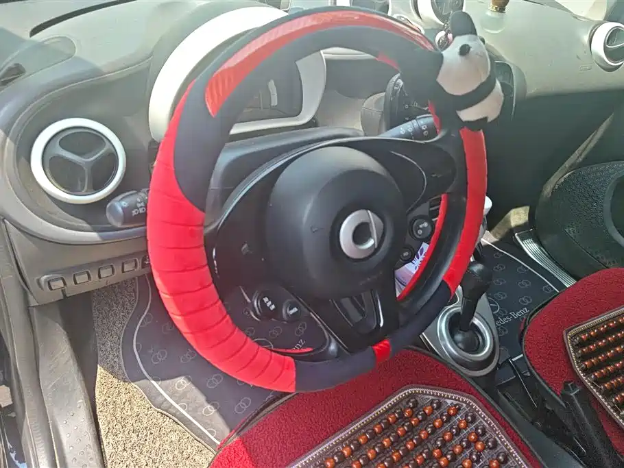 smart Fortwo 2016 — фото 15