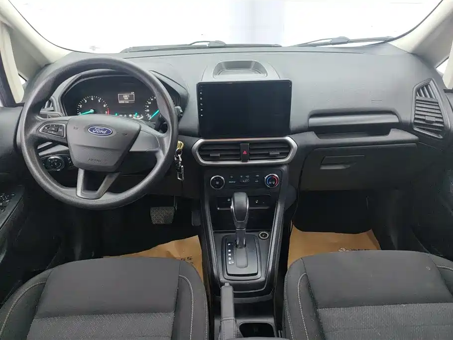 Ford Ecosport 2018 — фото 12