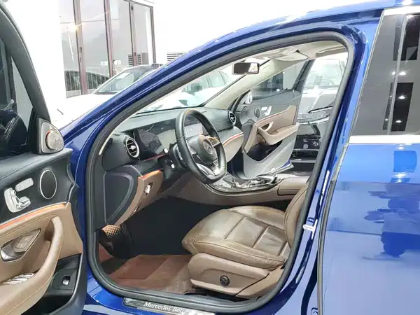 Mercedes-Benz E-Class 2017