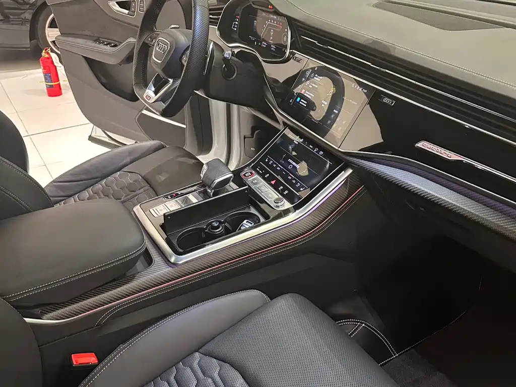 Audi RS Q8 2021