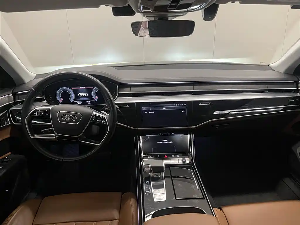 Audi A8 2023 — фото 12