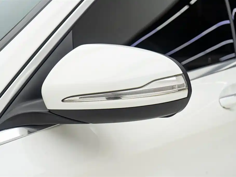 Mercedes-Benz C-Class 2019 — фото 13