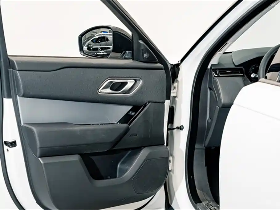 Land Rover Velar 2024 — фото 16