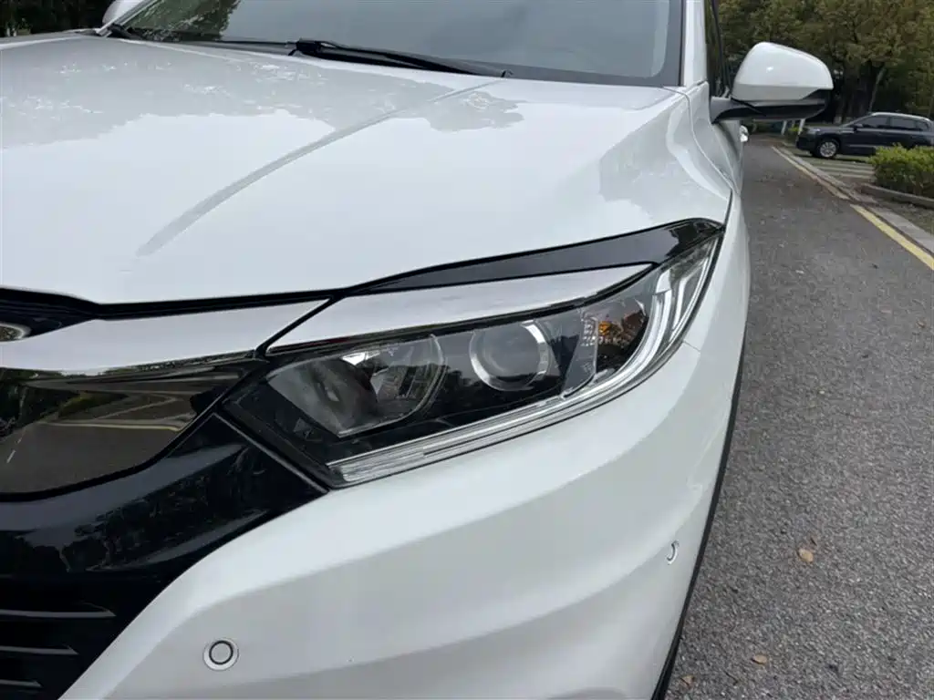 Honda Vezel 2021 — фото 19