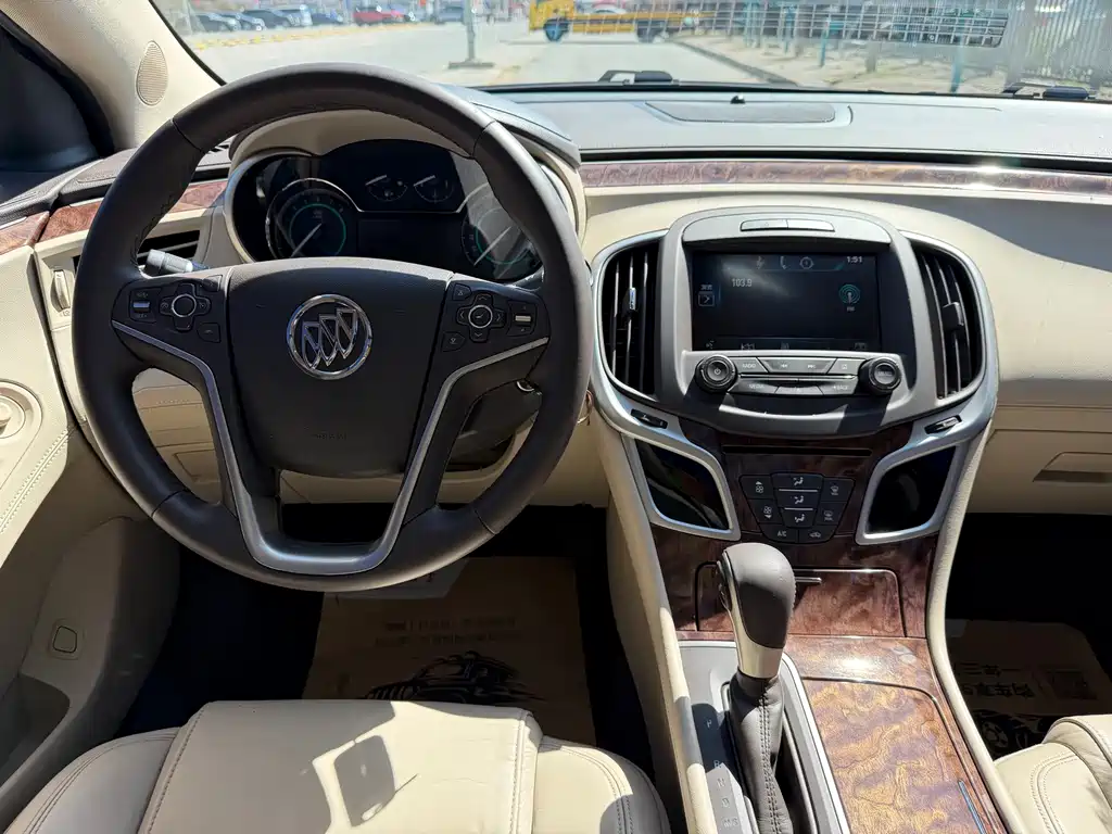 Buick LaCrosse 2014 — фото 18