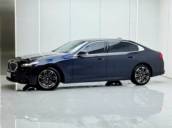 BMW 5 Series 2026