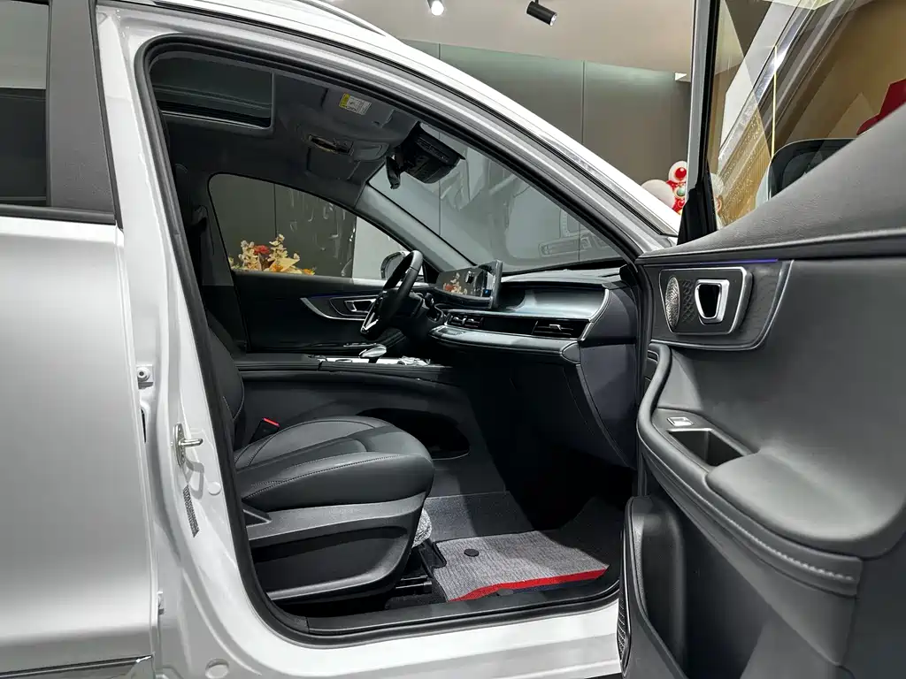 Chery Tiggo 8 PRO 2025 — фото 11