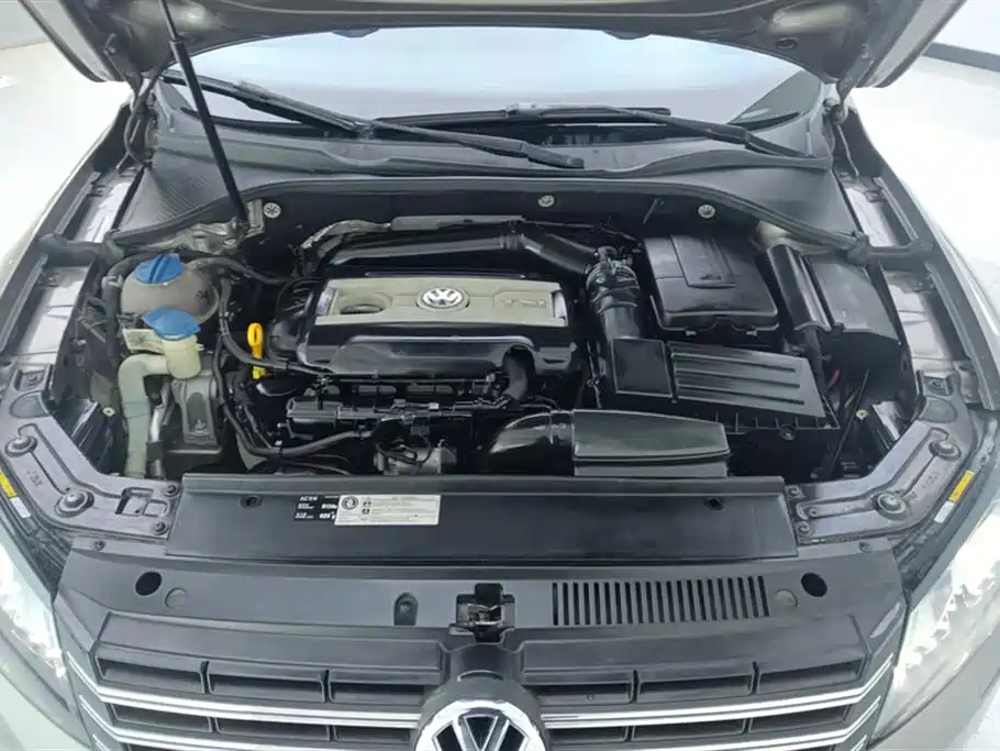 Volkswagen Passat 2014 — фото 10
