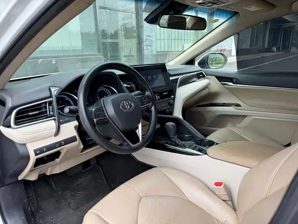 Toyota Camry 2023