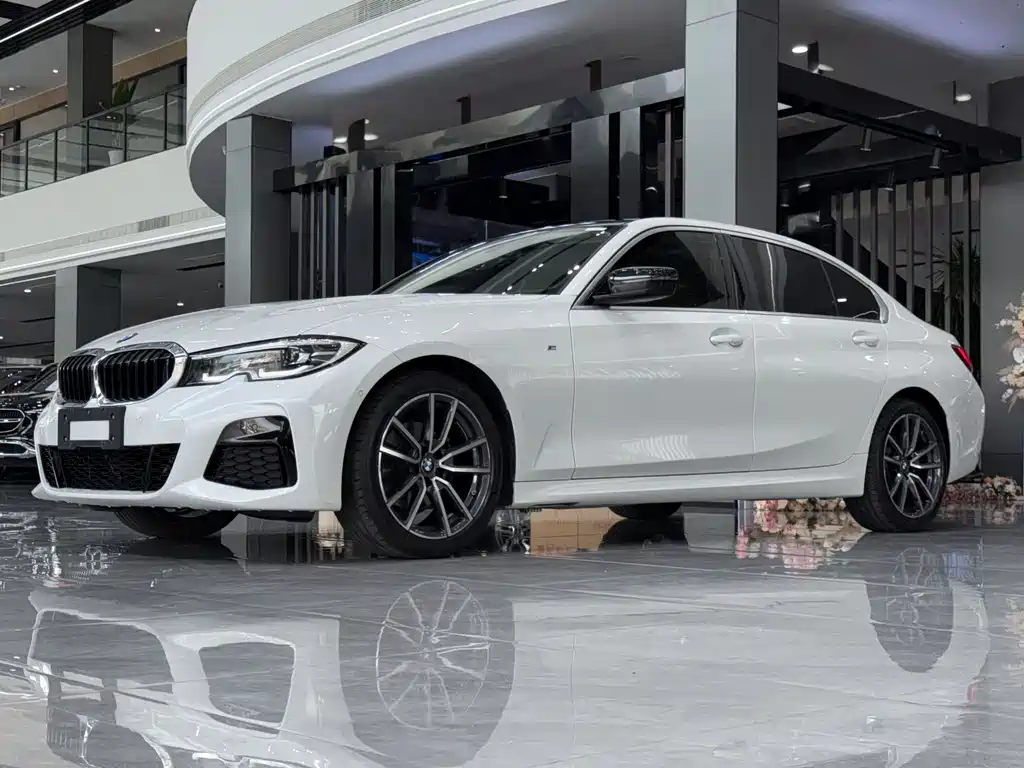 BMW 3 Series 2022