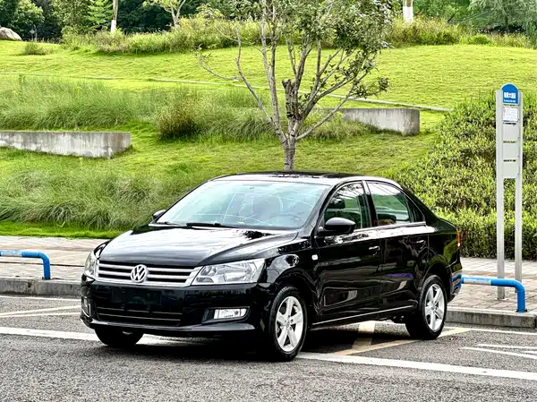 Volkswagen Santana 2015