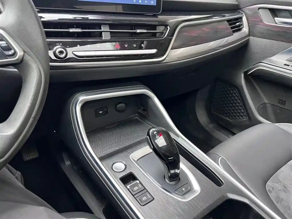 Haval H6 2023 — фото 17