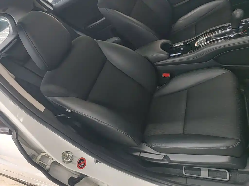 Honda Vezel 2020 — фото 25
