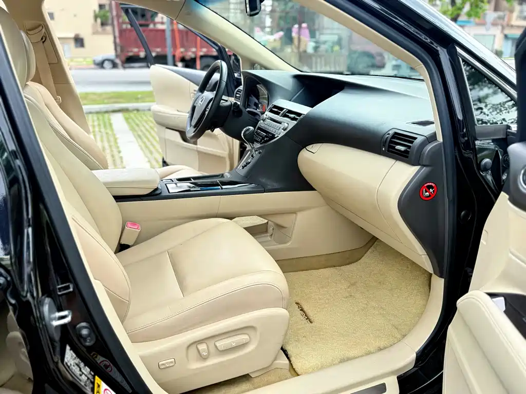Lexus RX Classic 2012 — фото 9