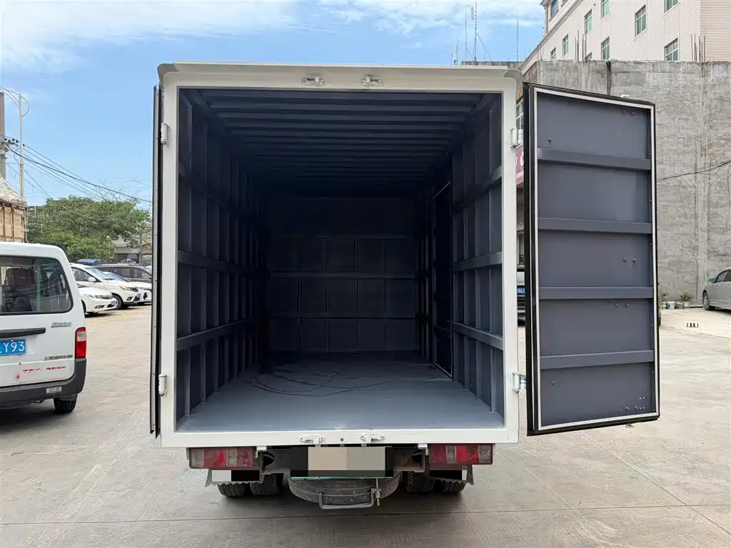 Shineray Xinyuan T2S EV 2023 — фото 10