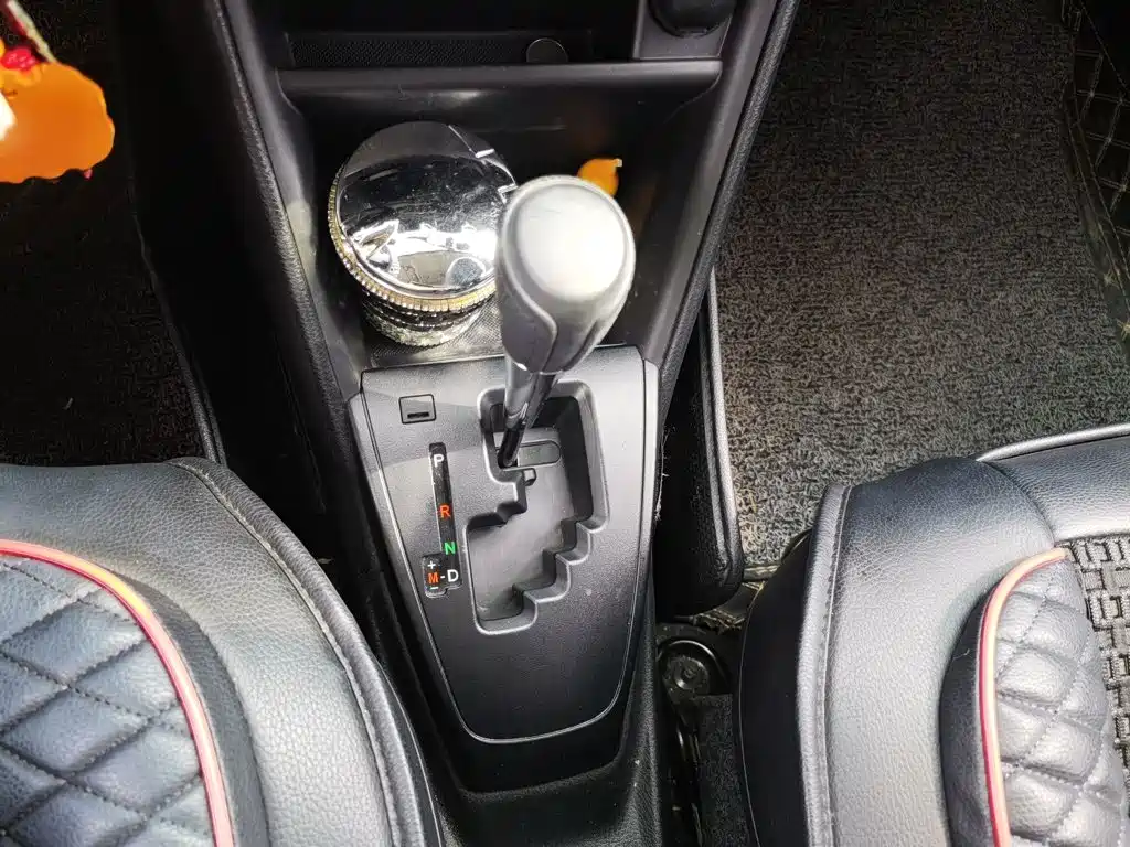 Toyota Yaris L 2019