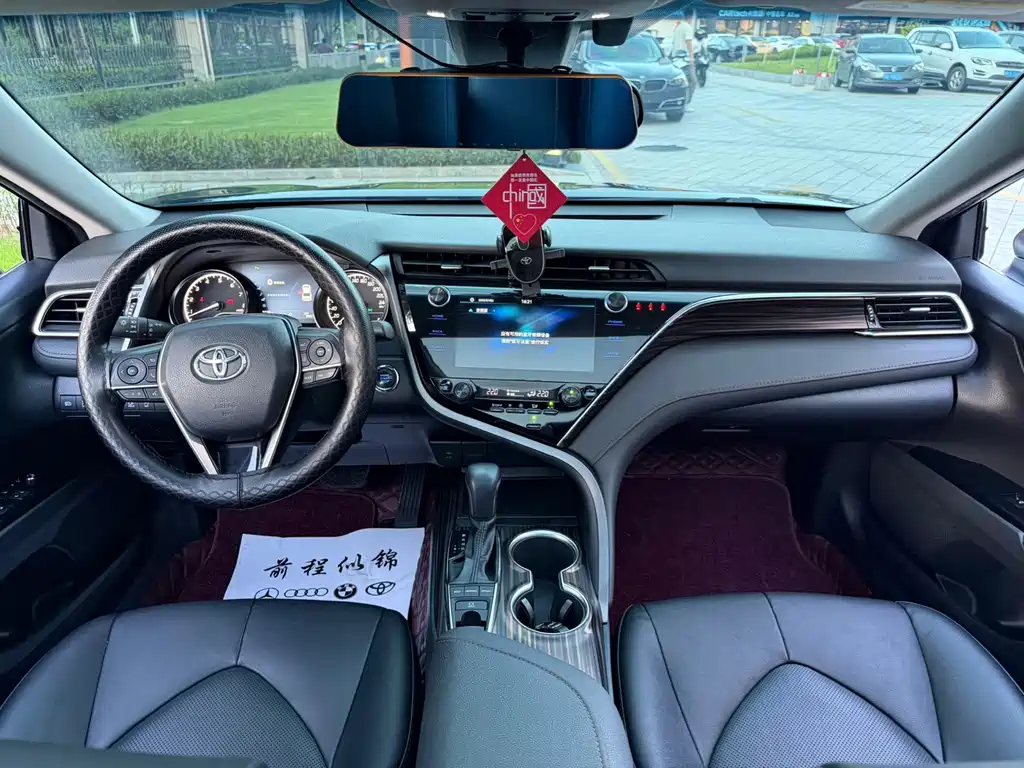 Toyota Camry 2020
