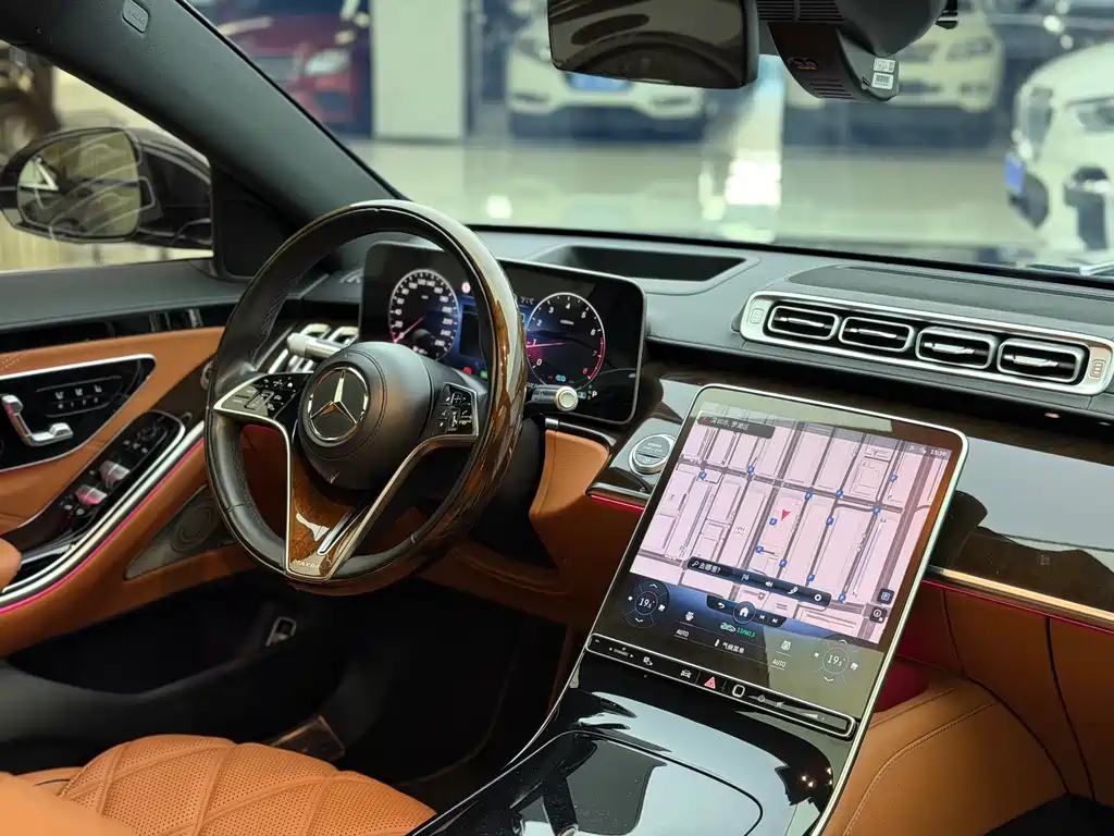 Mercedes-Benz S-Class 2021