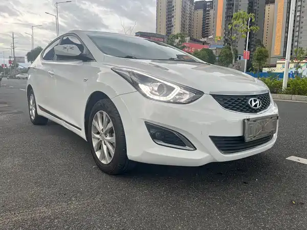 Hyundai Elantra Langdong 2017