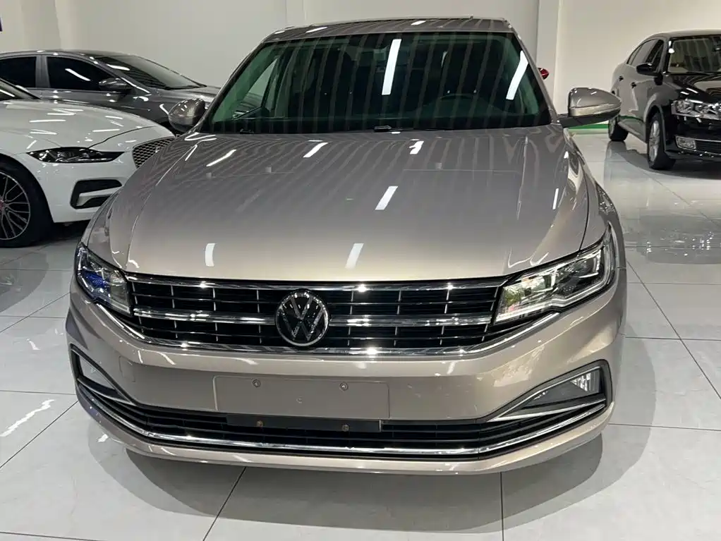 Volkswagen Bora 2021