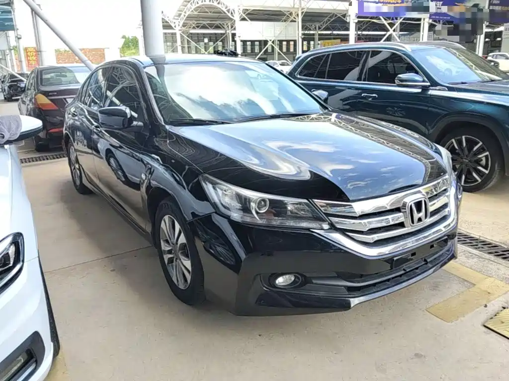 Honda Accord 2016 — фото 4