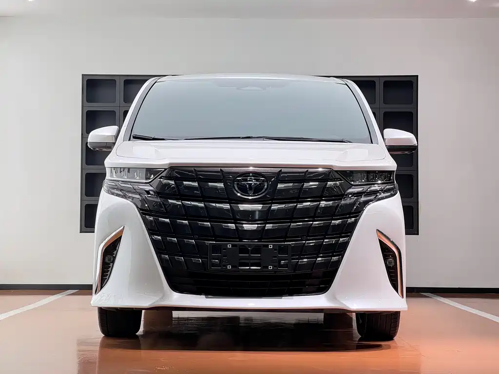 Toyota Alphard 2025 — фото 2