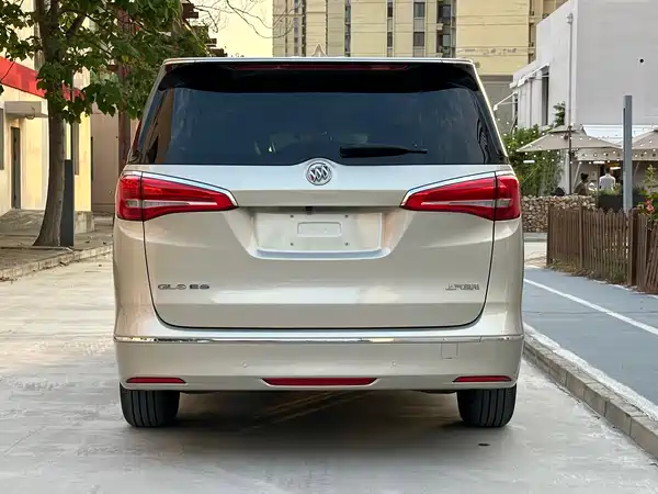 Buick GL8 2017