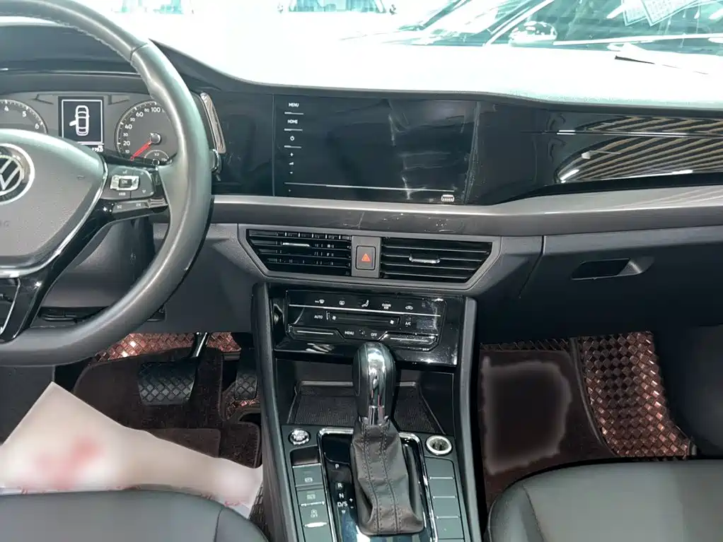 Volkswagen Bora 2021