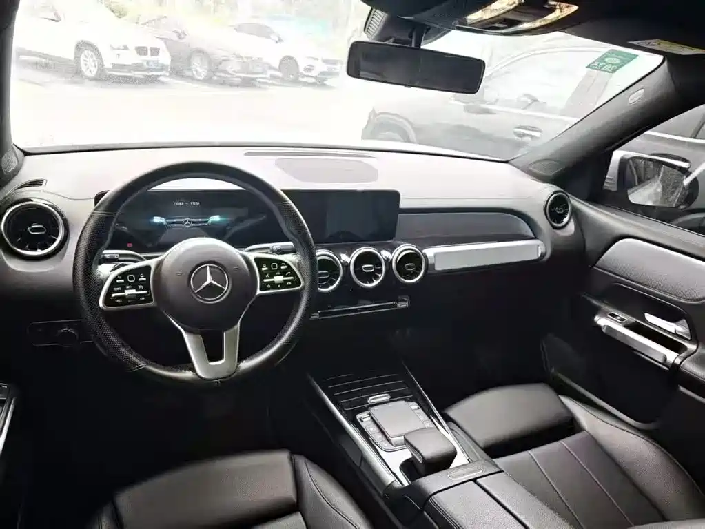 Mercedes-Benz GLB 2021 — фото 5