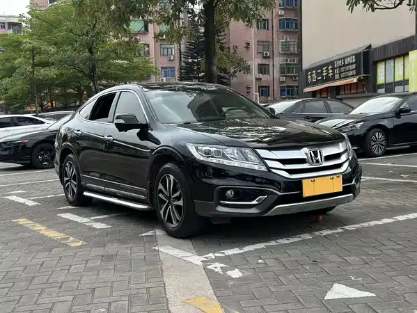 Honda Crosstour 2016