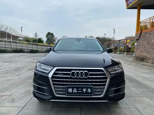 Audi Q7 2016