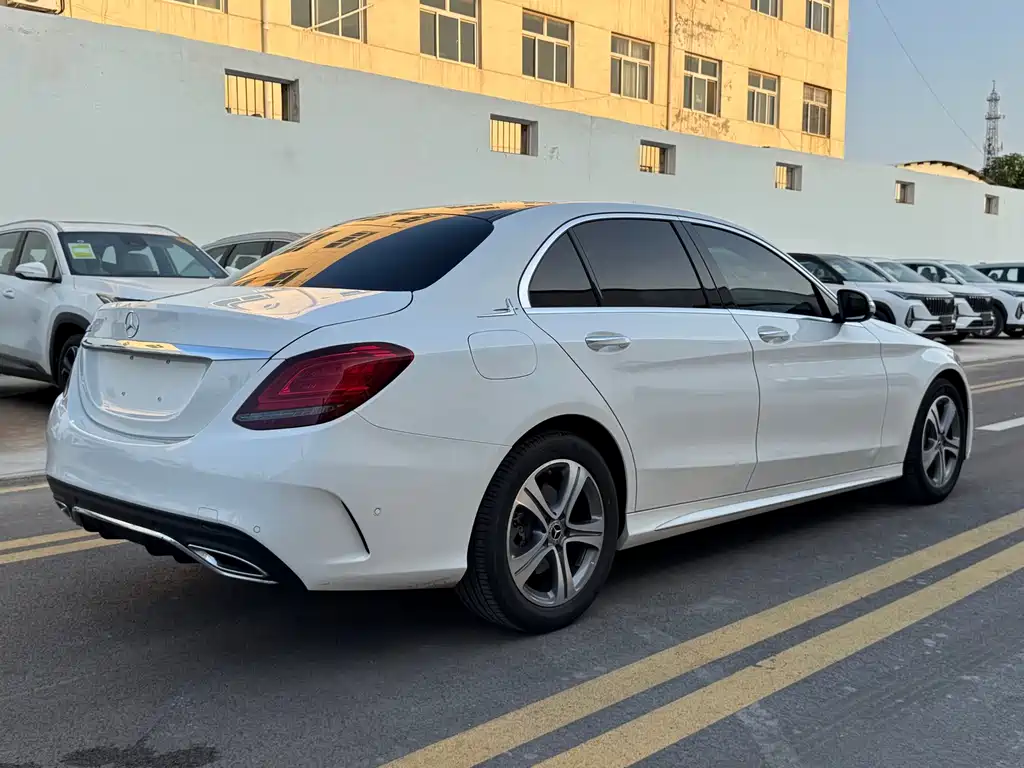 Mercedes-Benz C-Class 2020 — фото 9