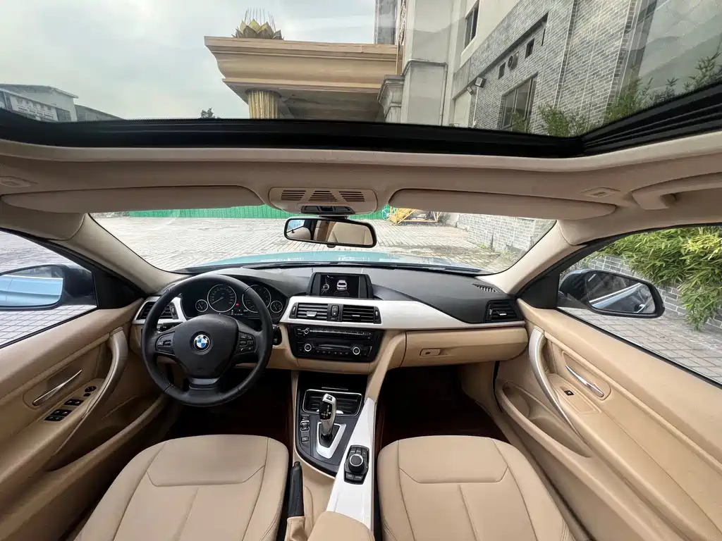 BMW 3 Series 2015 — фото 13