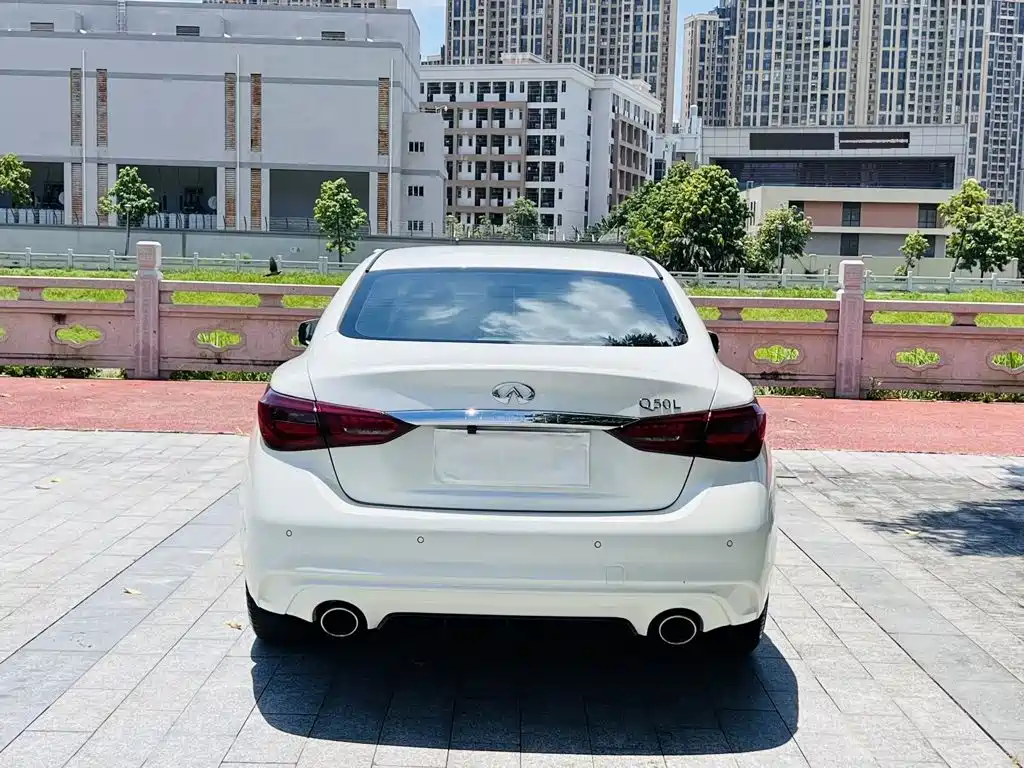 Infiniti Q50L 2019 — фото 8
