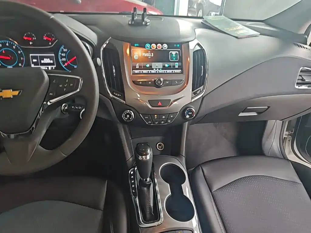 Chevrolet Cruze 2017 — фото 13
