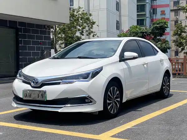 Toyota Corolla Dual Engine E+ 2022