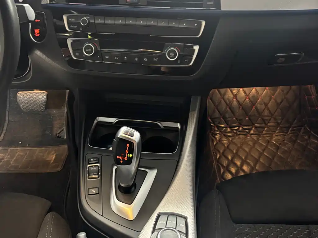 BMW 2 Series 2018 — фото 11