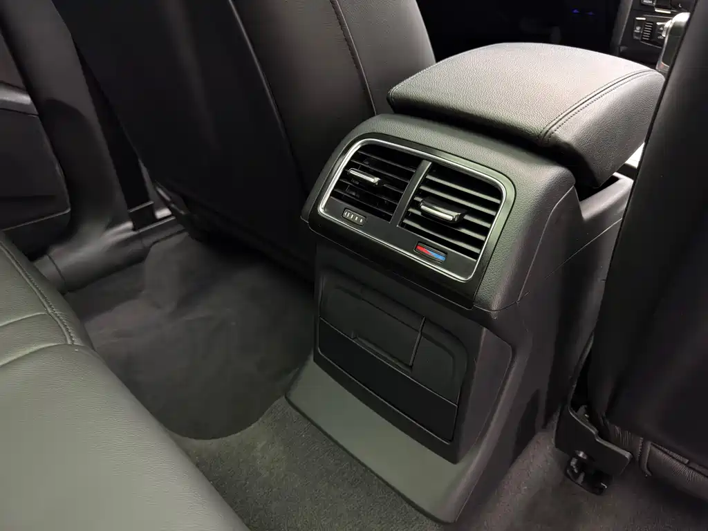 Audi Q5 2017 — фото 19