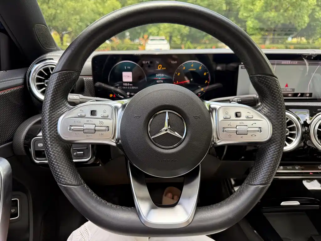 Mercedes-Benz A-Class 2021 — фото 13