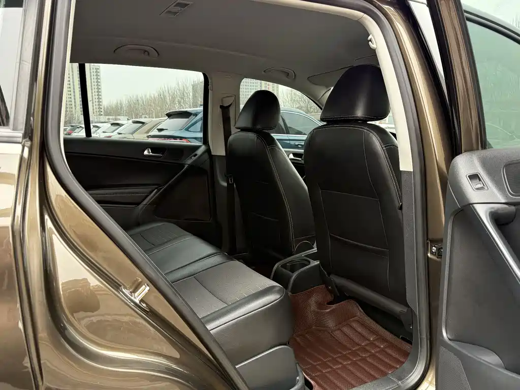 Volkswagen Tiguan 2016 — фото 17