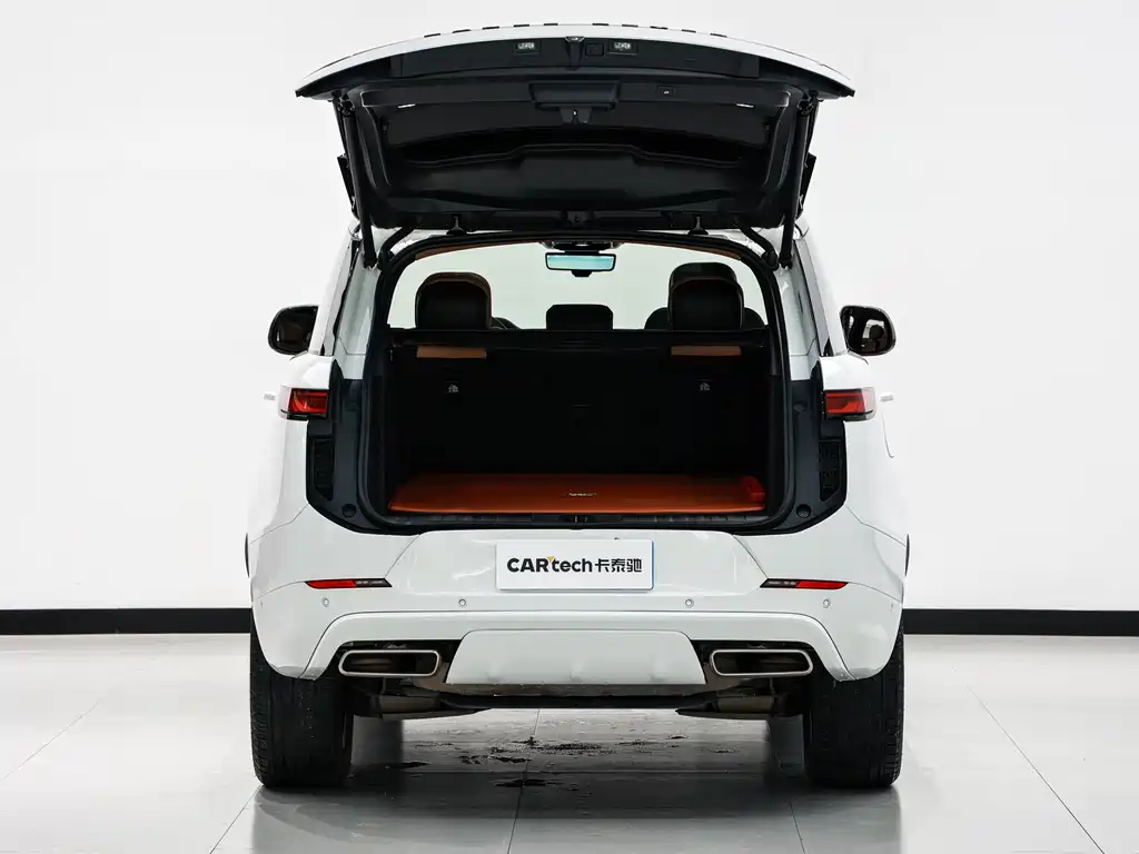Land Rover Sport 2023 — фото 13