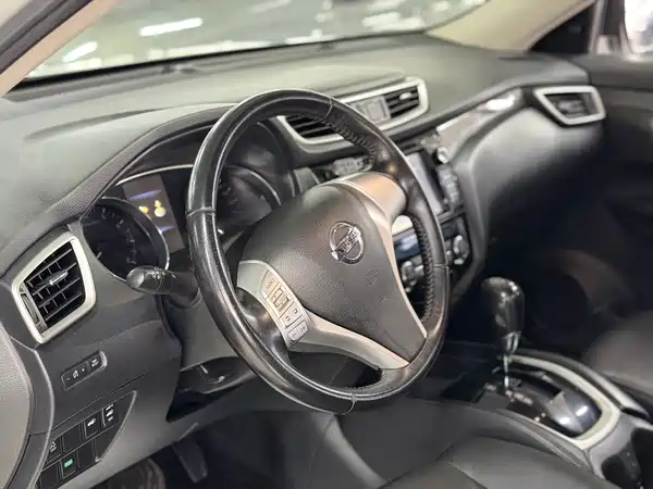 Nissan X-Trail 2014
