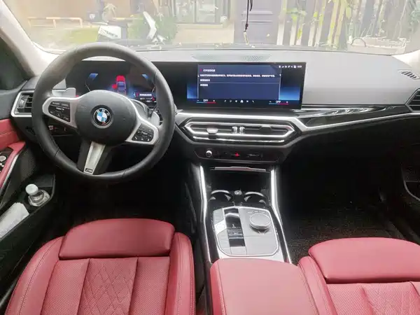BMW 3 Series 2024