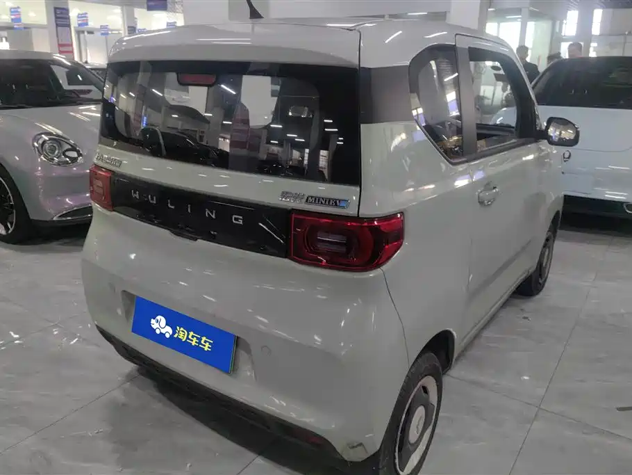 Wuling MINIEV 2021 — фото 3