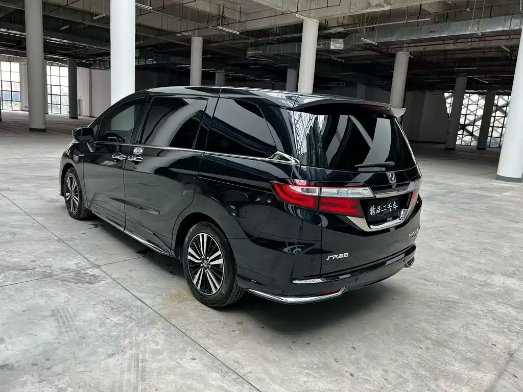Honda Odyssey 2021 — фото 9