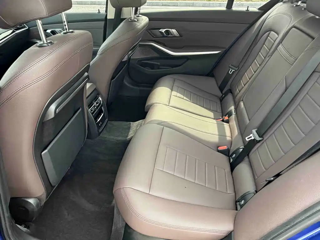 BMW 3 Series 2020 — фото 14