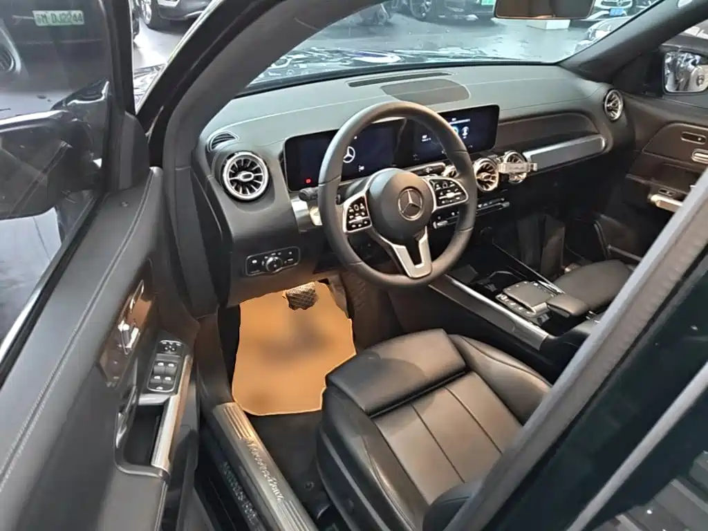 Mercedes-Benz GLB 2020 — фото 16