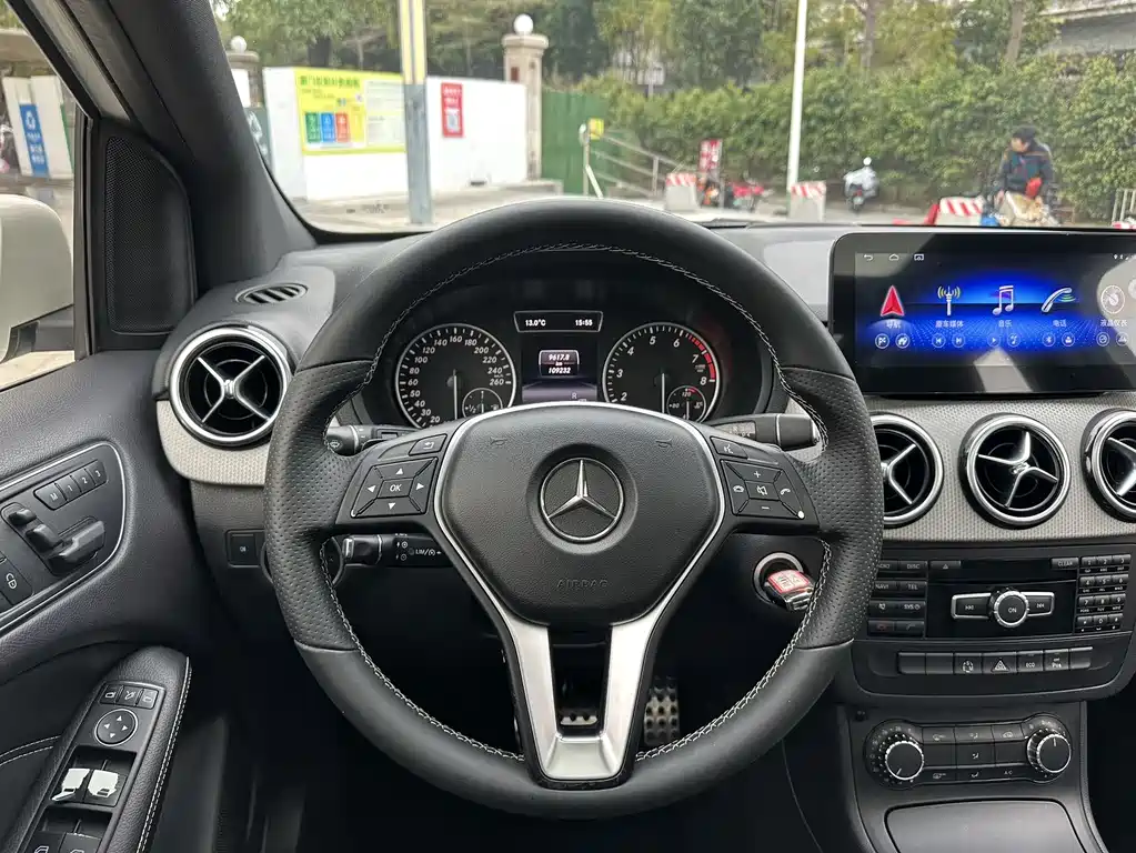 Mercedes-Benz B-Class 2014 — фото 13