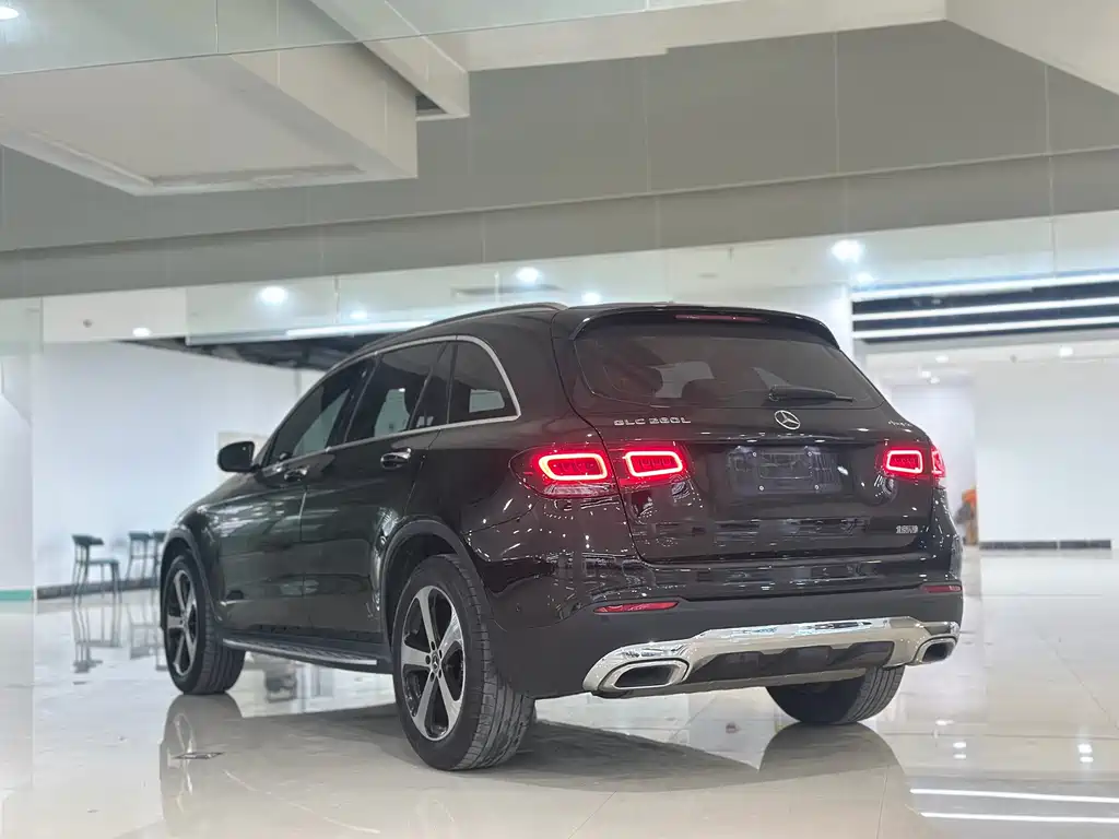 Mercedes-Benz GLC 2022 — фото 8
